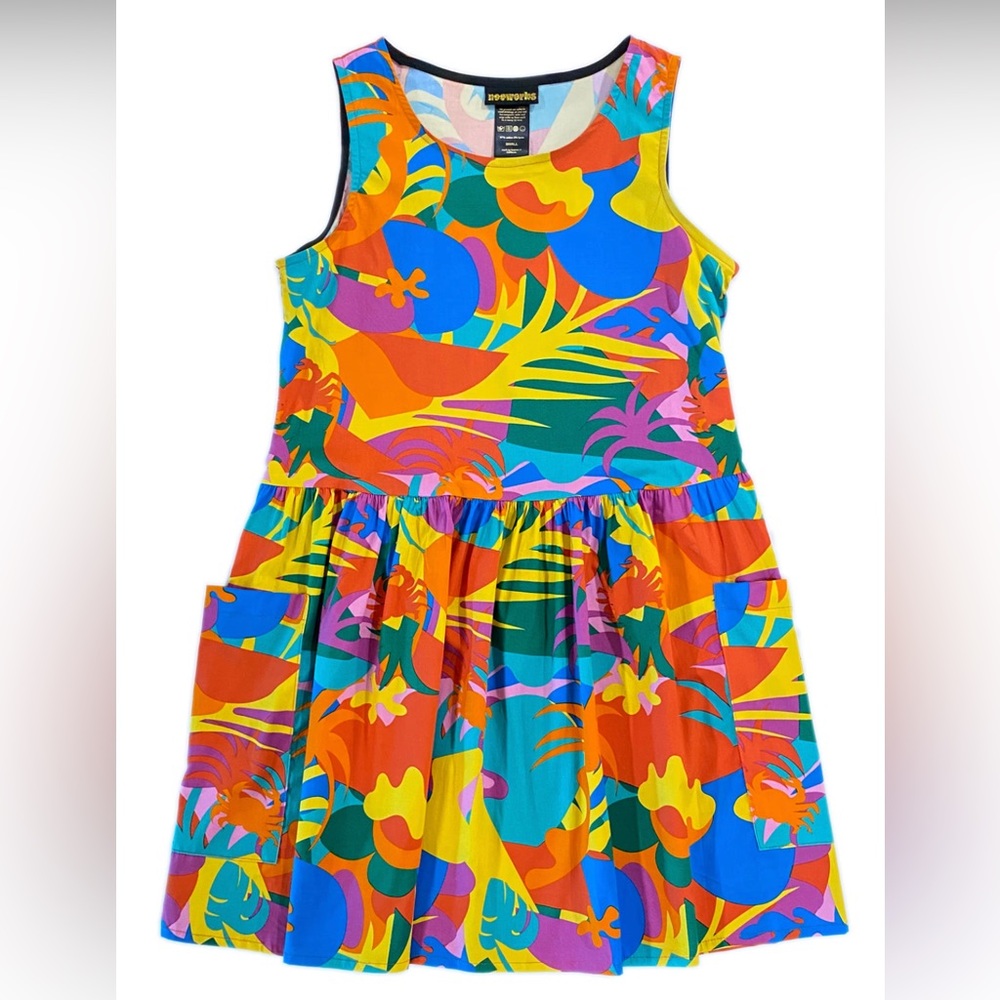 COPY - NOOWORKS Big Pocket Dress -  Tropico print Size L